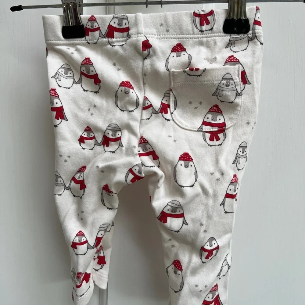 NWOT Gymboree 3-6M White/Red/Gray Penguin Gender Neutral Leggings Pants